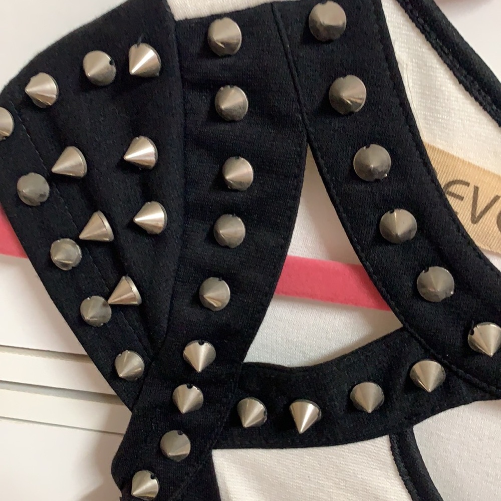 NWT Reverse Top - Picture 3 of 8